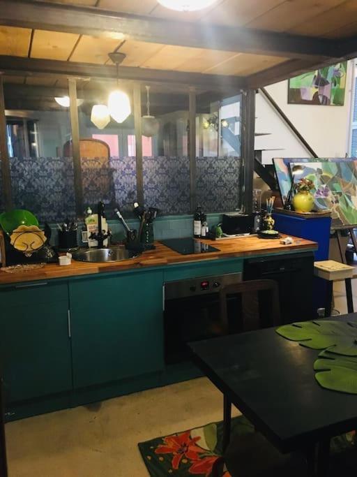 Loft D Artistes Avec Patio Au Port De Νίκαια Εξωτερικό φωτογραφία